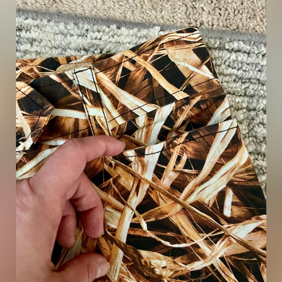 Dolce & Gabbana Size 25 Straight Leg Straw Print Pants - Picture 9 of 9